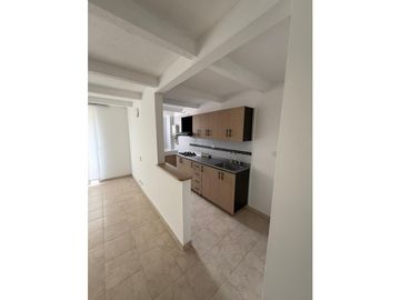 Se Vende Apartamento en Loma de los Bernal parte Baja, Medellin (c)