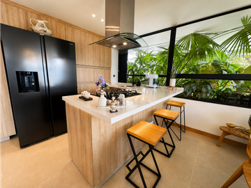 Apartamento premium con terraza de 31 m² en Las Palmas El Poblado