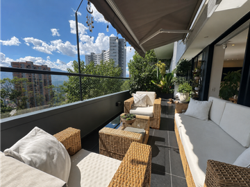 Apartamento premium con terraza de 31 m² en Las Palmas El Poblado