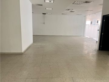 VENTA local Holguines Trades Center