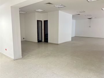 VENTA local Holguines Trades Center