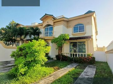 CASA EN VENTA - FRACCIONAMIENTO LA JOYA. BOCA DEL RIO, VERACRUZ