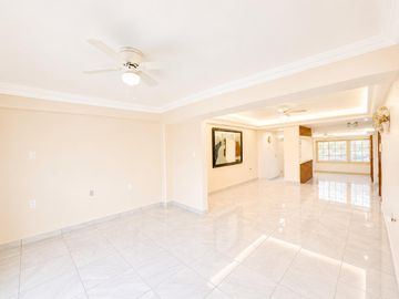 Casa en Venta Jardines de Mocambo