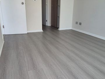 Se arrienda Depto. de 2 dormitorios 2 baños en Stgo. Centro