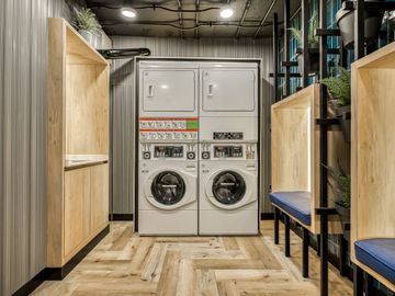 Urbana 30 [2595-11]