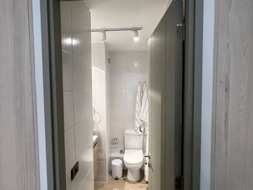 VENTA DEPARTAMENTO NUEVO SEMI AMOBLADO