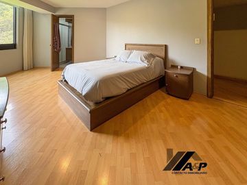 Venta  Departamento parte alta Bosques de las Lomas