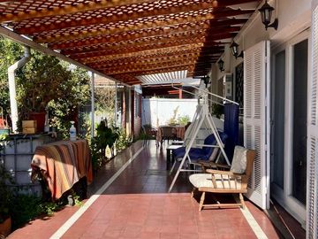 GRAN OPORTUNIDAD CASA EN LA FLORIDA CON 5 DORMITORIOS