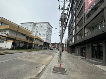 OFICINA COMERCIAL EDIFICIO BOLD CON ESTACIONAMIENTO