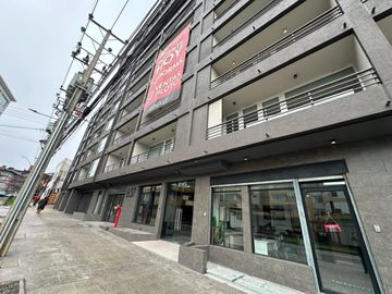 OFICINA COMERCIAL EDIFICIO BOLD CON ESTACIONAMIENTO