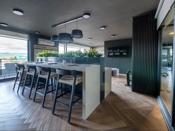OFICINA COMERCIAL EDIFICIO BOLD CON ESTACIONAMIENTO