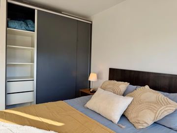 LOFT EXQUISITAMENTE AMOBLADO PARA USAR DE INMEDIATO