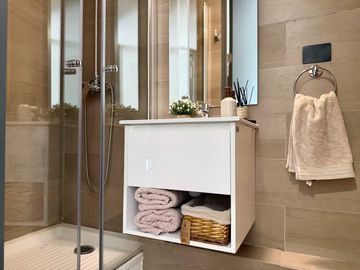 LOFT EXQUISITAMENTE AMOBLADO PARA USAR DE INMEDIATO
