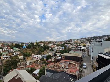 LOFT EXQUISITAMENTE AMOBLADO PARA USAR DE INMEDIATO