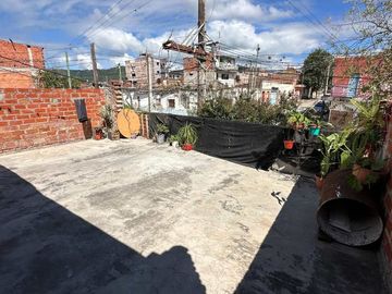 VENTA CASA + DPTO ALTO GORRITI