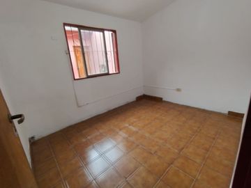 VENTA CASA 2 DORMITORIOS 160 M2 ALTO COMEDERO 370V