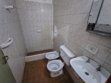 VENTA CASA 2 DORMITORIOS 160 M2 ALTO COMEDERO 370V