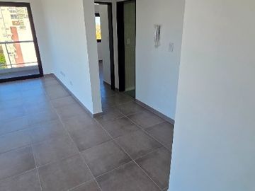 Departamento en alquiler en Remedios de Escalada Oeste