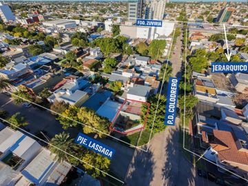 CASA CON GRAN POTENCIAL ZONA JERARQUICOS