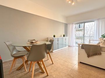 Venta Departamento 2 ambientes con balcón. Zona Güemes