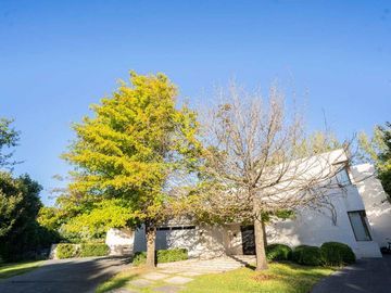Casa en venta en Ayres del pilar en 3 plantas