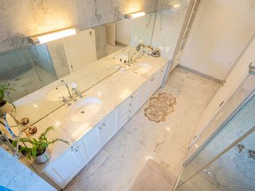 Casa en venta en Ayres del pilar en 3 plantas