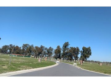 Venta Terreno 563 m2 Pilar Del Este Santa Emilia