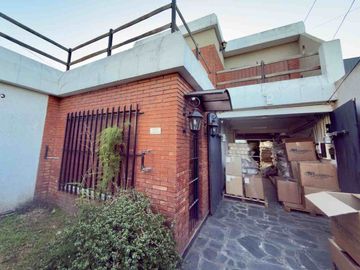 Alquiler depósito, local y oficinas en Ituzaingó