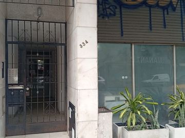 VENTA CENTRO  DEPARTAMENTO 2 DORMITORIOS Y TERRAZA