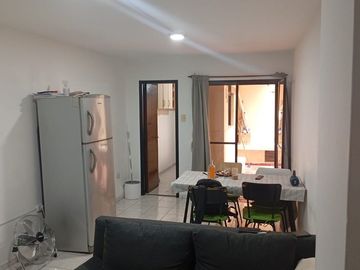 VENTA CENTRO  DEPARTAMENTO 2 DORMITORIOS Y TERRAZA