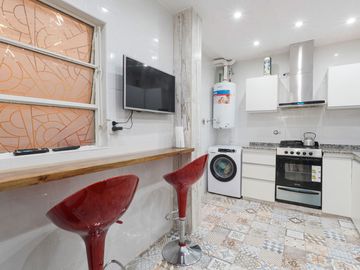 VTA DPTO 3 AMB C/PATIO TOTALMENTE RENOVADO FLORES