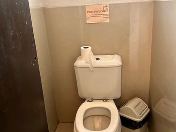 Alquiler Local Pilar - Estilo Industrial Rubros