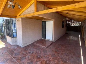 Casa en arriendo  en MAIPÚ