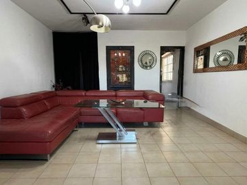 VENTA PH 3 AMBIENTES CON TERRAZA EN FLORES