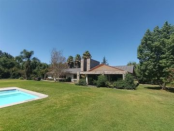 Parcela en Venta en Condominio Polo Santa Ester 1812