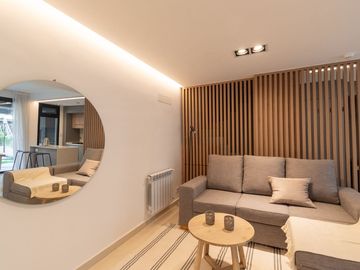 CASA EN VENTA 4 DORMITORIOS FISHERTON CON COCHERA