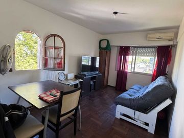 Venta depto 1 dormitorio Lourdes