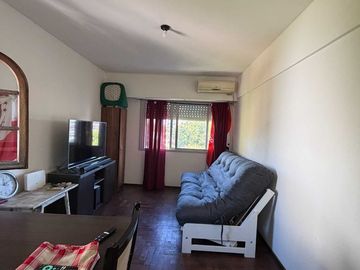 Venta depto 1 dormitorio Lourdes