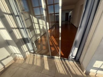 OPORTUNIDAD VENTA DEPARTAMENTO 4 AMB. FLORES CENTR