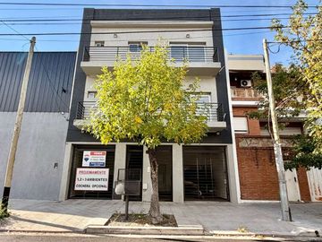 PH 3 AMB. A ESTRENAR C/ COCHERA  PATIO Y PARRILLA