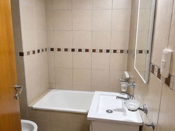 DEPTO VENTA 2 AMB CON TERRAZA EXC. UBICACION