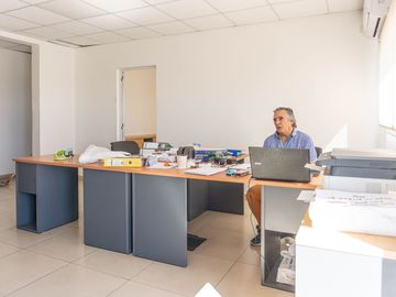 ALQUILER NAVE INDUSTRIAL DE 3500M2 - ZARATE
