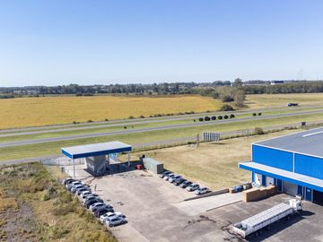 ALQUILER NAVE INDUSTRIAL DE 3500M2 - ZARATE