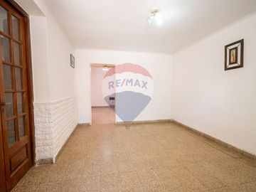 Casa en venta 2 dormitorios y patio en planta baja