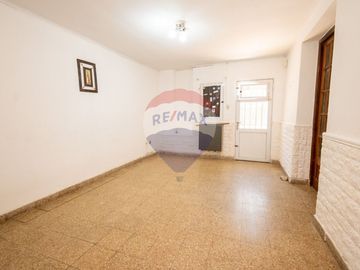 Casa en venta 2 dormitorios y patio en planta baja