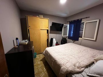 Casa mas departamento en barrio Ayacucho, Cordoba