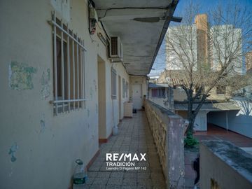 EDIFICIO CENTRICO EN VENTA C/ LOCALES COMERCIALES