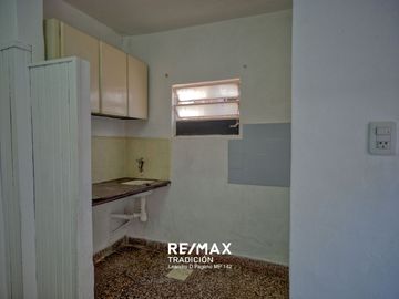 EDIFICIO CENTRICO EN VENTA C/ LOCALES COMERCIALES