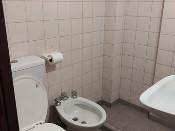 VENTA DE PH 2 AMBIENTES  MORÓN