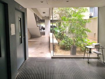 Amplio Monoambiente divisible - Estación Victoria